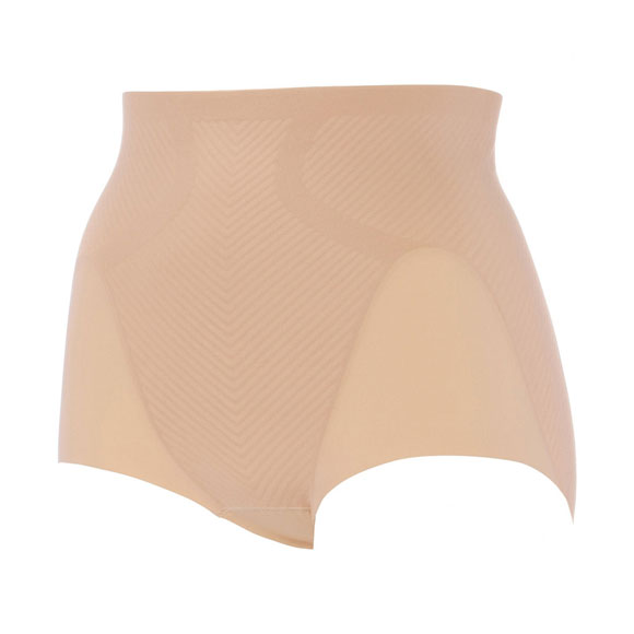 トリンプ TR639 秘めわざ スムースタイプ ショートガードル 補正下着 64-76 Triumph