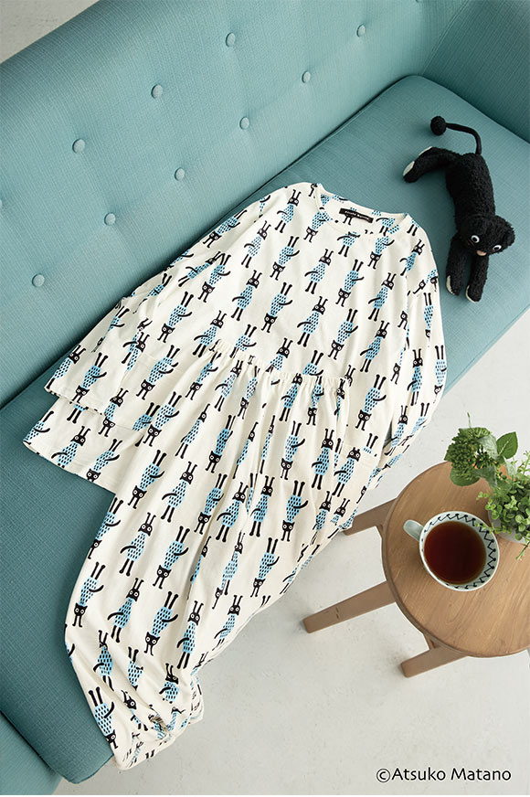 ワコール マタノアツコ ルームウェア 長袖パジャマ 上下セット 逆立ちしている猫 綿100％ Wacoal ATSUKO MATANO