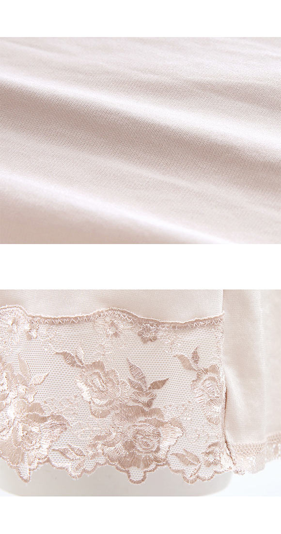 するんとアウターを着こなす ランジェリー チュールレース ペチコート キュロット