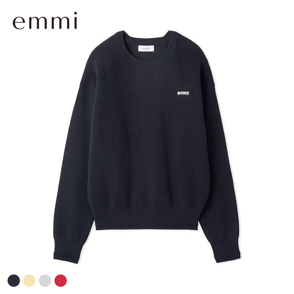 エミ emmiロゴスウェットライクニット emmi