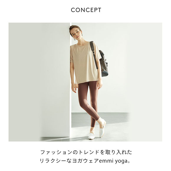 エミ emmi yoga emmiTシャツ 半袖