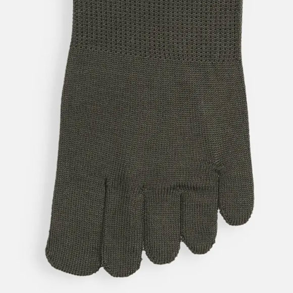 タビオ Tabio LEG LABO シルクの5本指ソックス 靴下 アンクル丈 シルク混 吸放湿 大きいサイズ 24-26cm 日本製