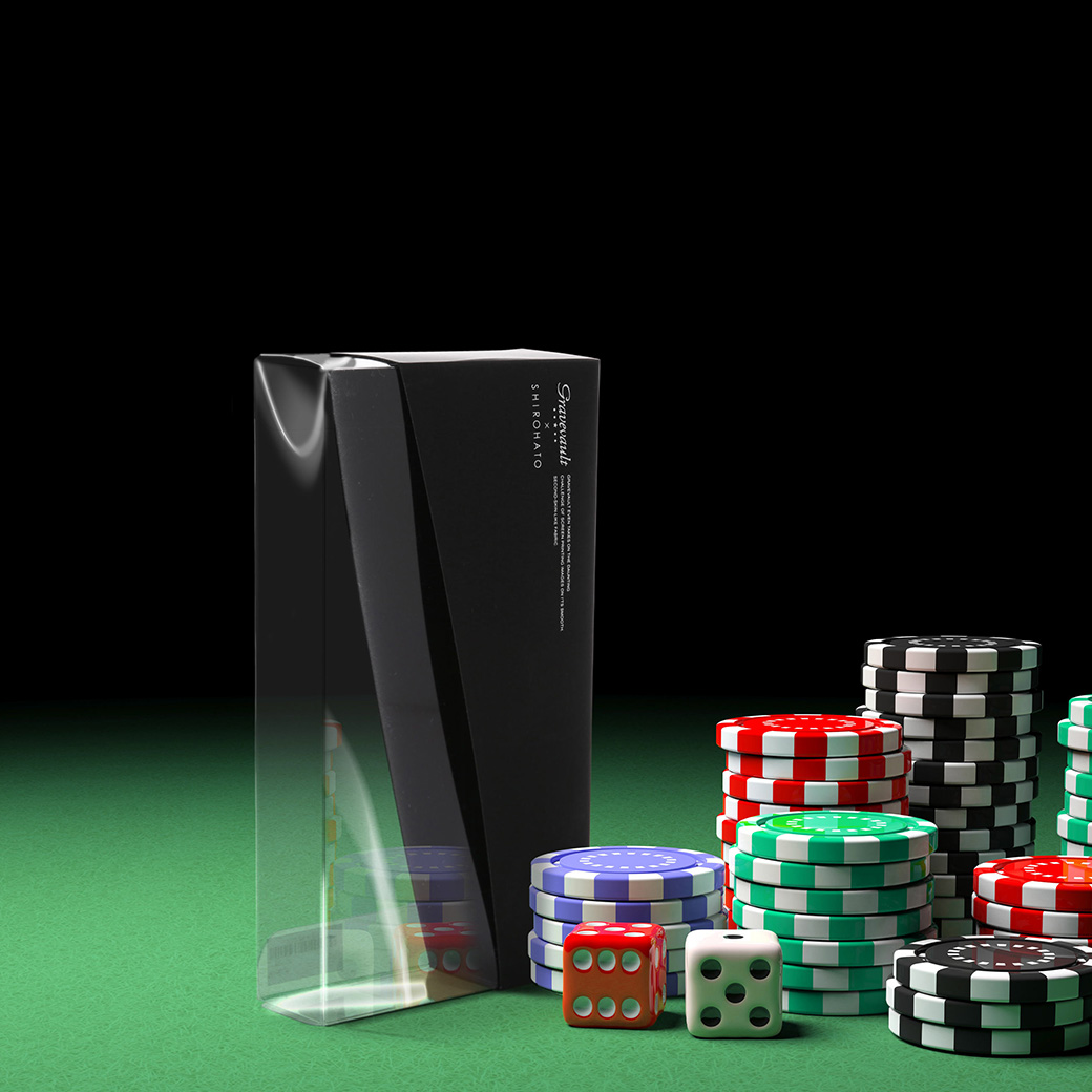 高級感漂う、マットブラック×クリアパッケージ