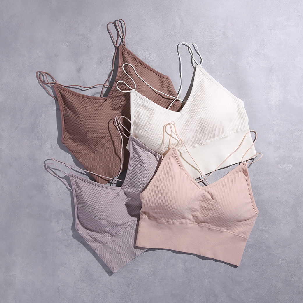 ワクドキのカップ付きリブトップスのキャミソール