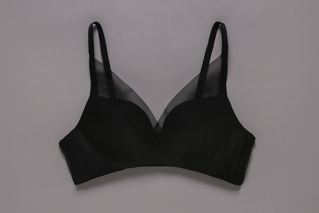 ノンワイヤーブラ【MINIMALISTA 01】