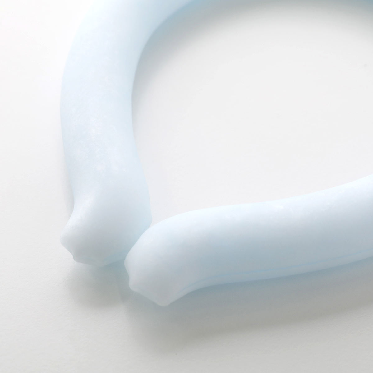 フローズンネックリング「アイスリング」