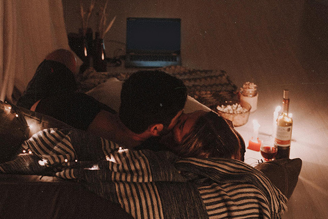 いい夫婦の日はプレゼントを贈って、パートナーを笑顔に