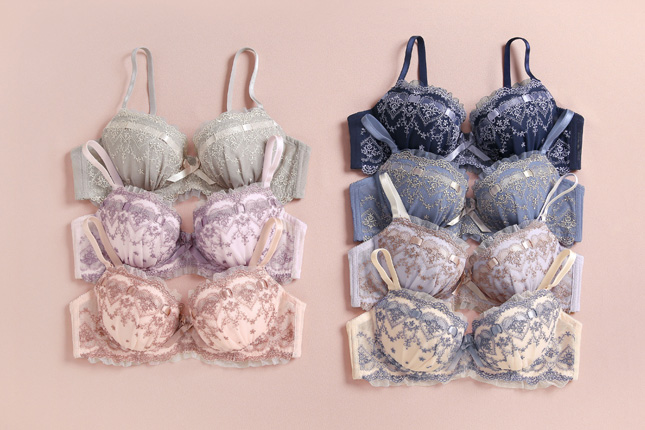 バストの大きさが左右で違う原因って？