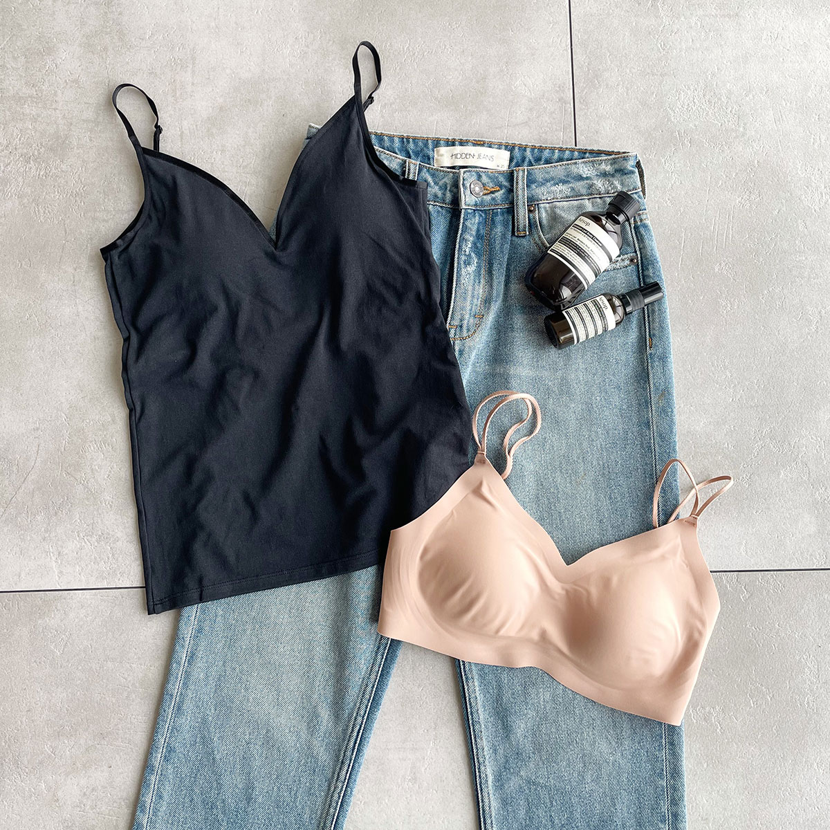 UNDERSON UNDERSON バックオープンキャミ、Wacoal GOCOCi ハーフトップ