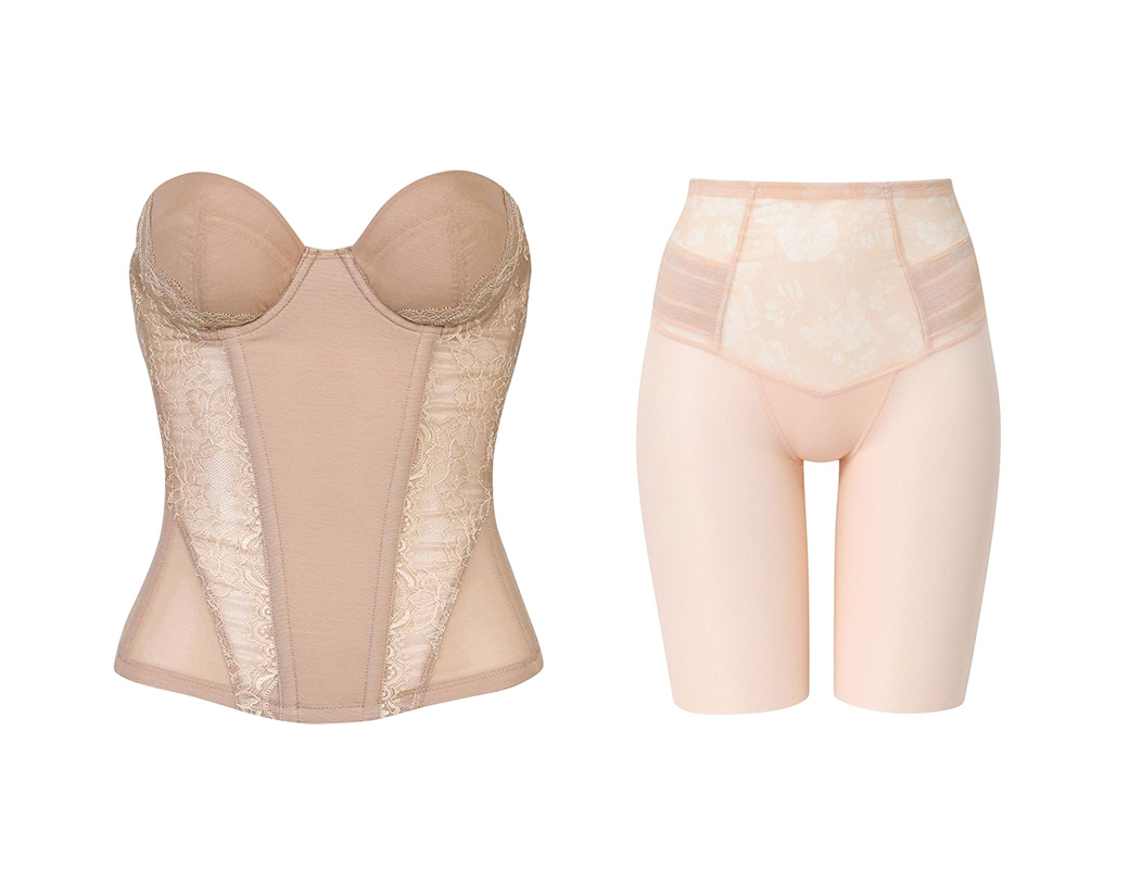 背中のあきが深いドレス