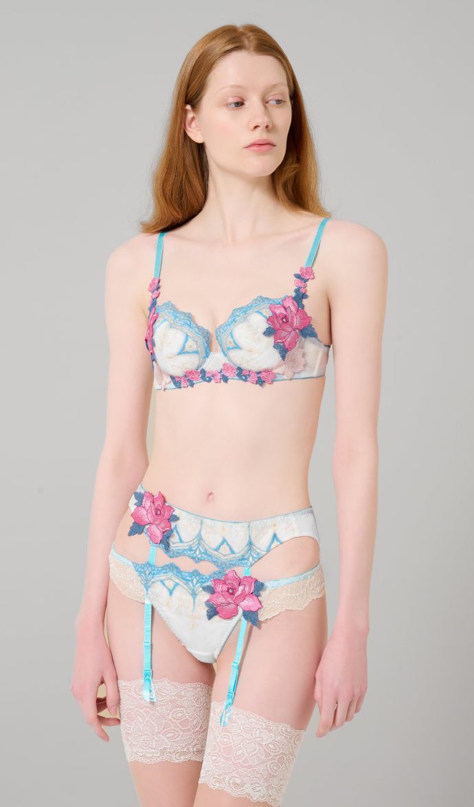 Early Bloom のモデルカット